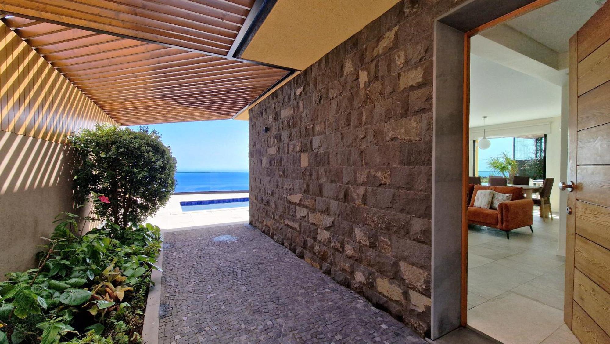 Eden Sun - A Modern Luxury Villa With A Panoramic View Prazeres Eksteriør bilde