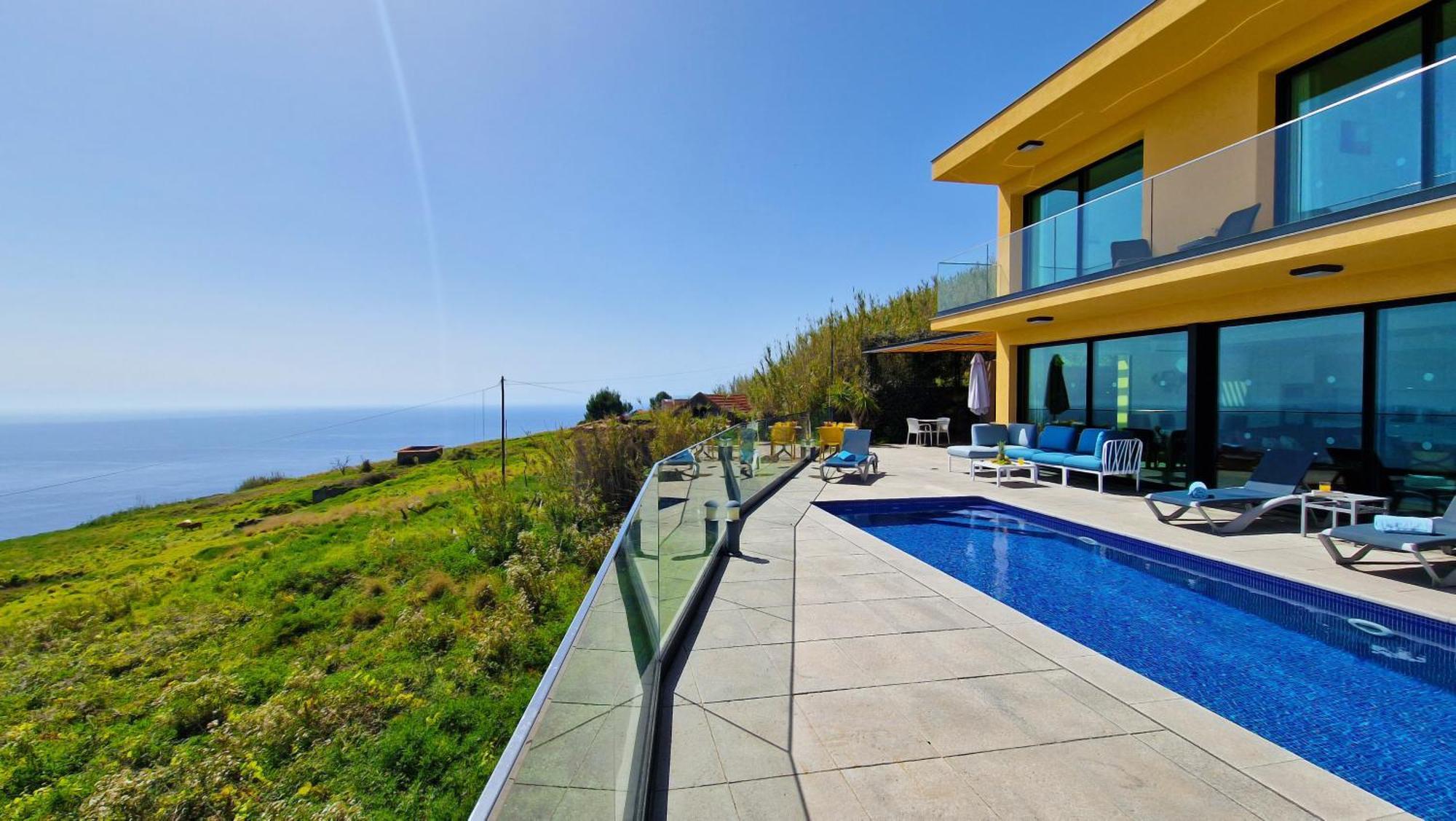 Eden Sun - A Modern Luxury Villa With A Panoramic View Prazeres Eksteriør bilde