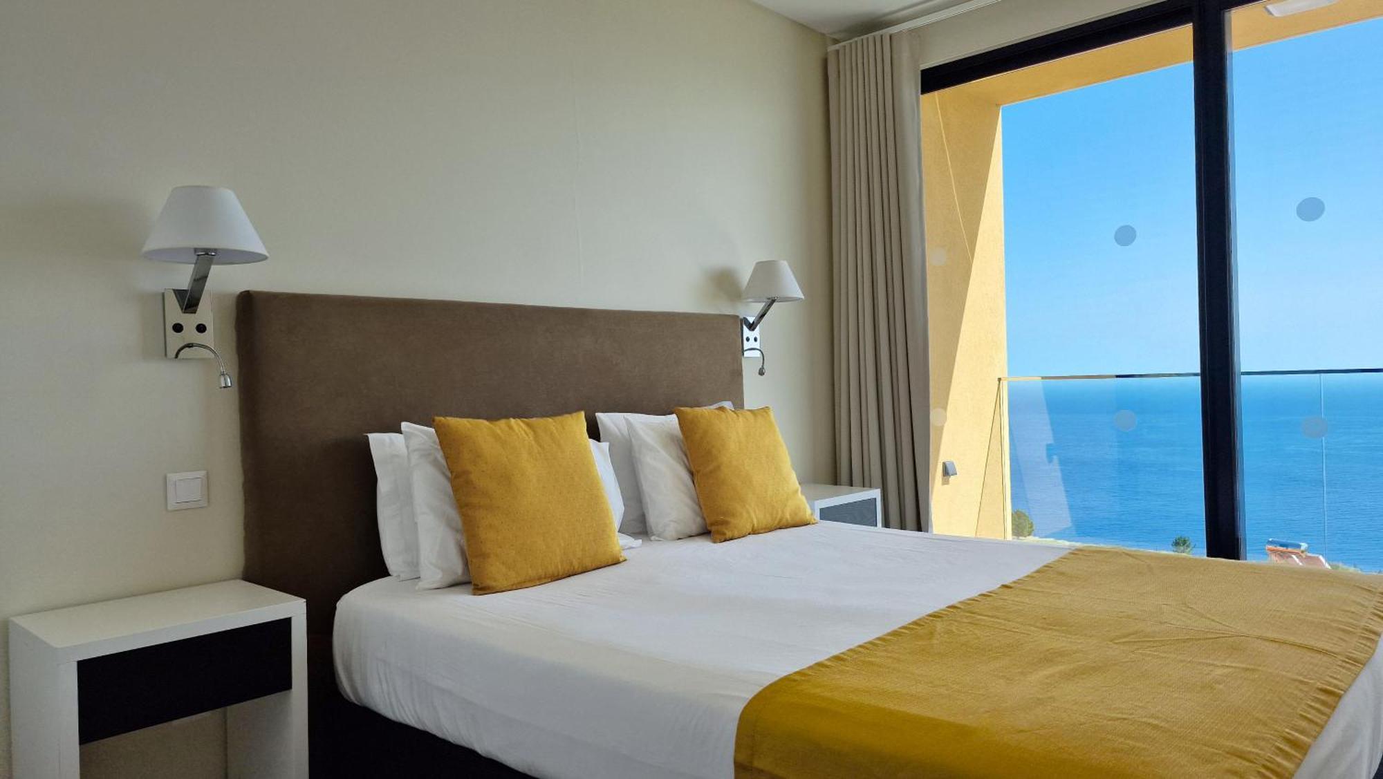 Eden Sun - A Modern Luxury Villa With A Panoramic View Prazeres Eksteriør bilde