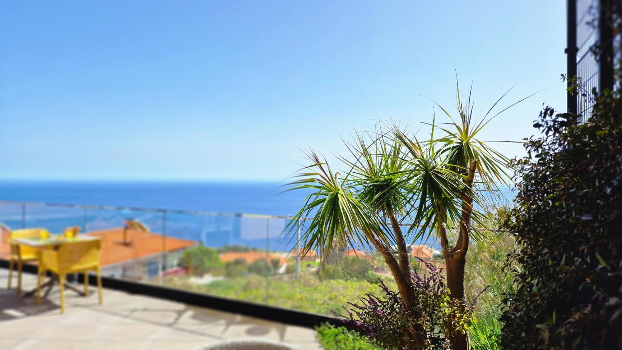 Eden Sun - A Modern Luxury Villa With A Panoramic View Prazeres Eksteriør bilde