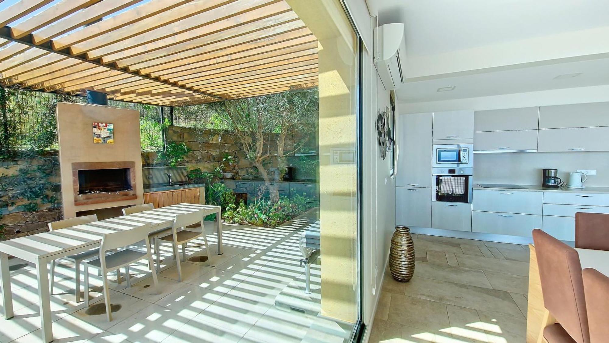 Eden Sun - A Modern Luxury Villa With A Panoramic View Prazeres Eksteriør bilde